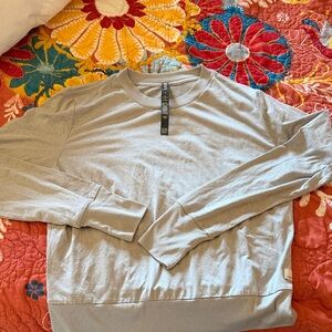 Vuori Gray Long Sleeve Tee